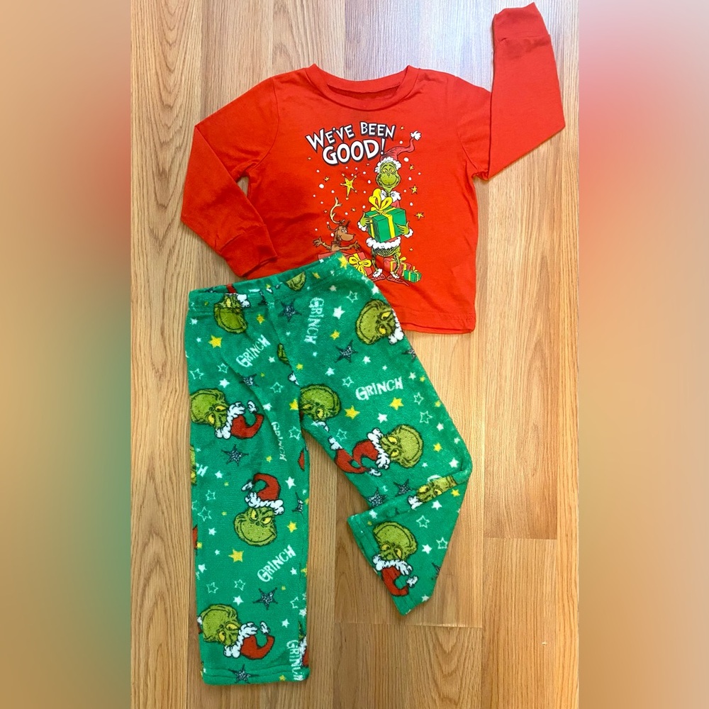 🎄4T THE GRINCH PAJAMA SET FOR BOY/GIRL. 2 PIECE FLEECE DR SUESS OUTFIT CHRISTMAS
